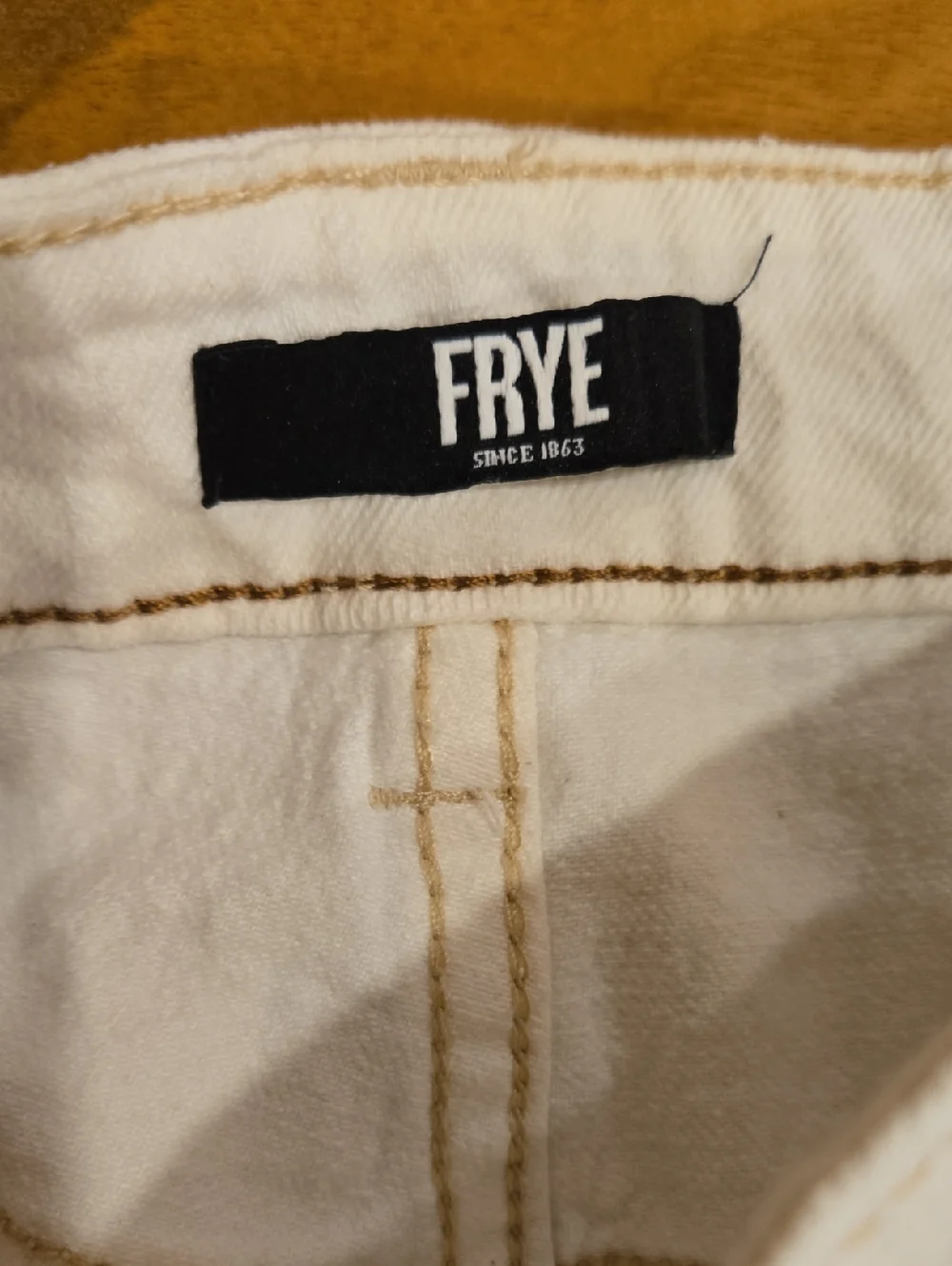 NWT Frye Barrel Jean High Waisted